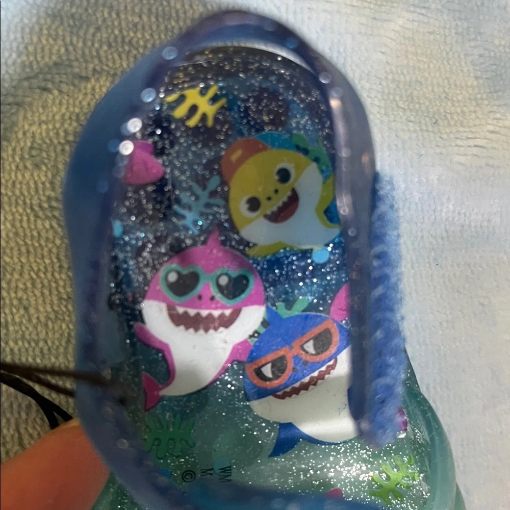 Baby Shark Jelly Sandals – Size 2 Infant (3-6 mo)– NEW WITH TAGS